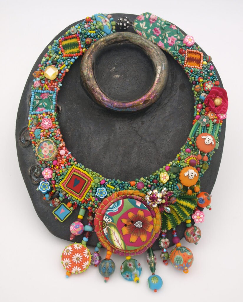 Collier (3)