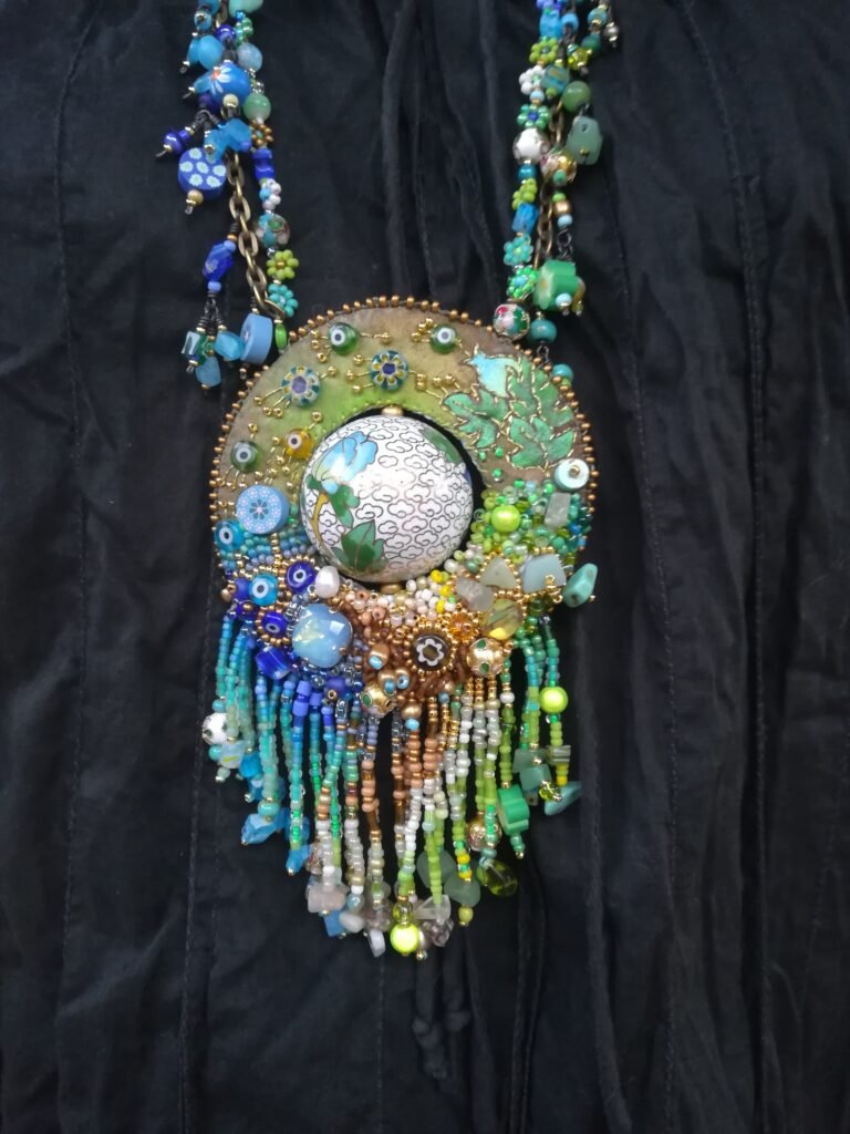 Collier 13 (vendu)