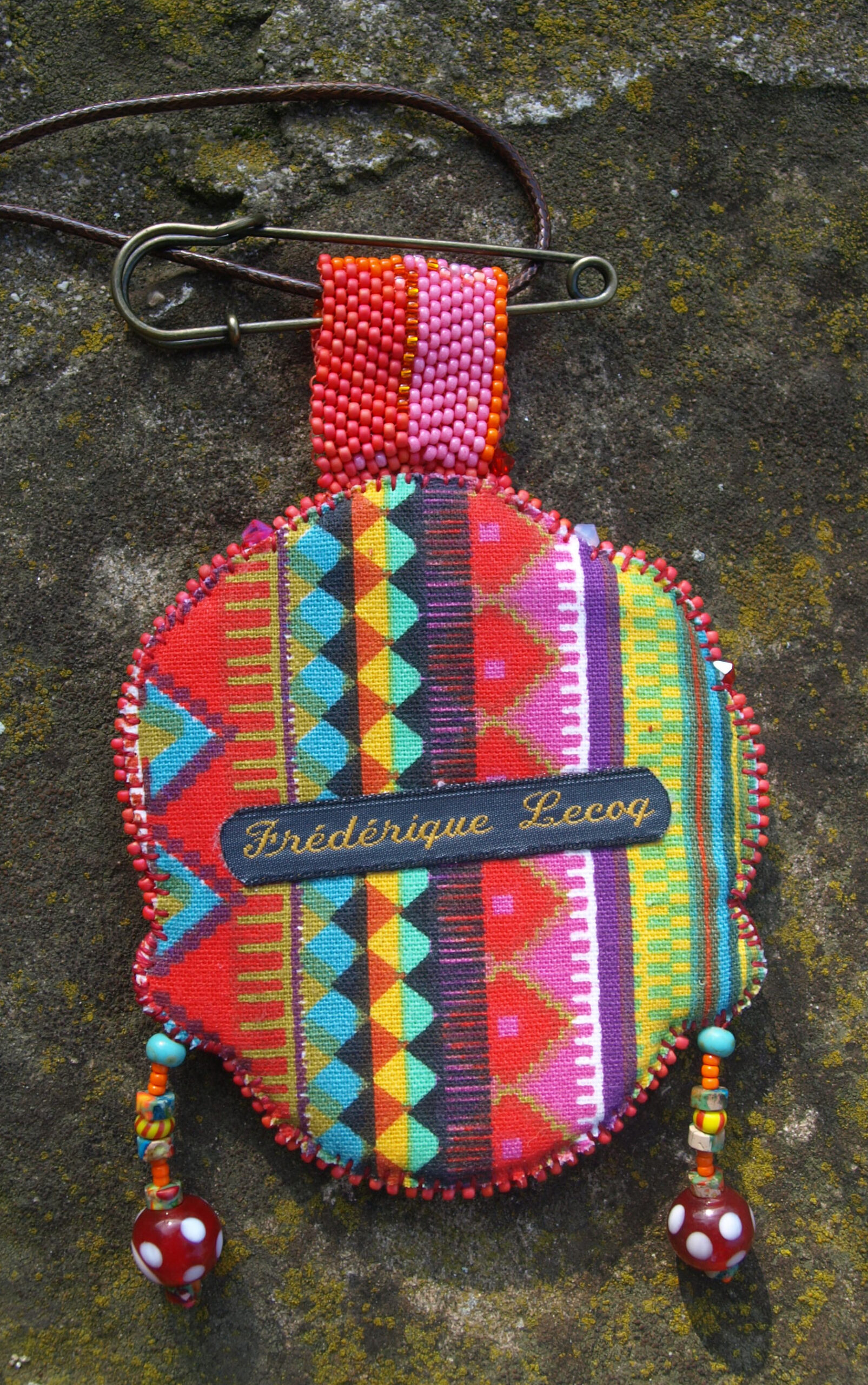 Coquette 2 (pendentif ou broche) – Image 2